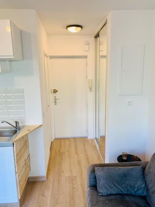 Le Port Tamaris Apartment Ла Сен-сюр-Мер Екстериор снимка